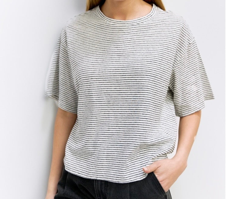 The Anne Top- white/black