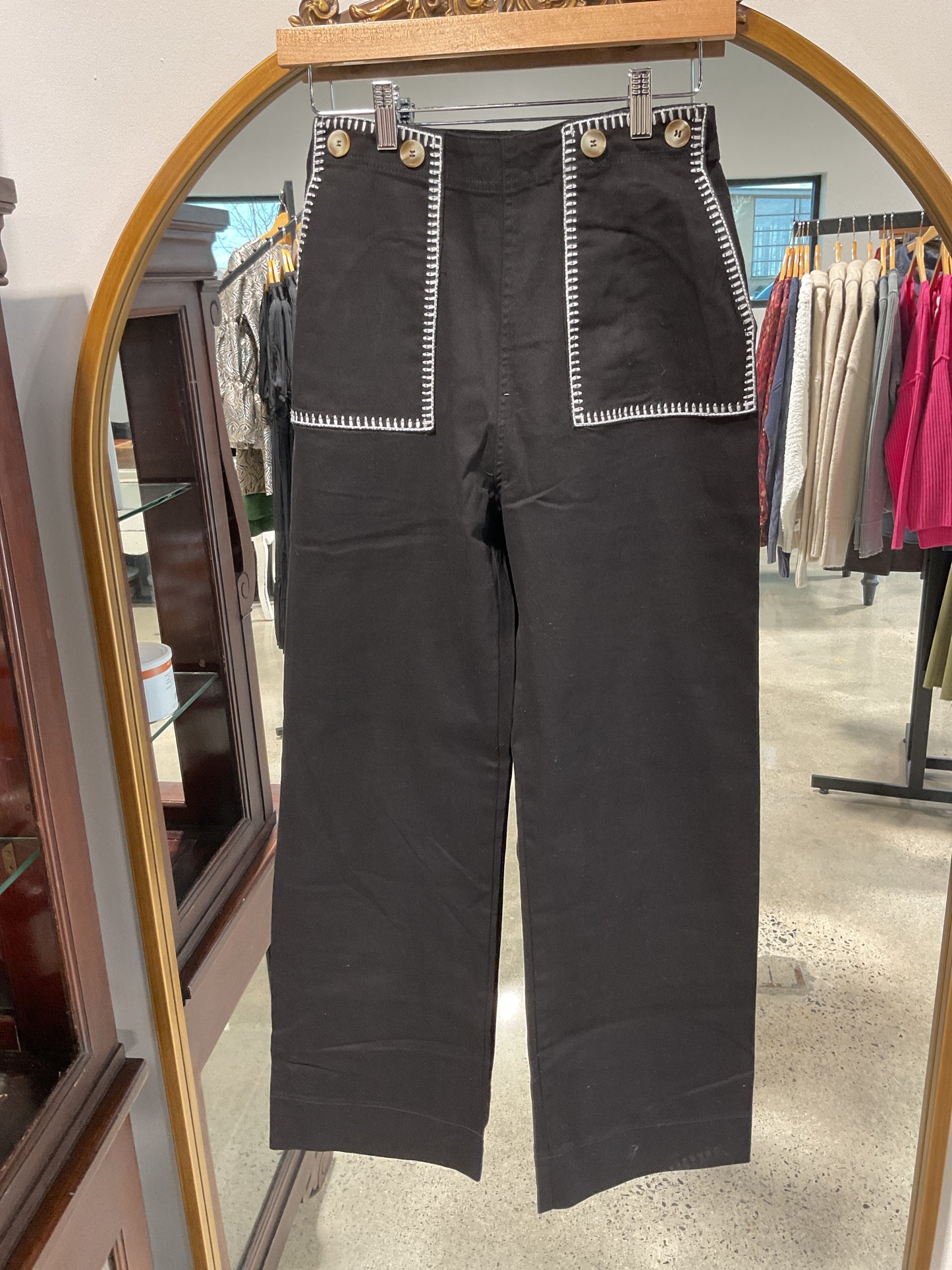 High Waist Wide Leg Pant w/ Pocket Detail